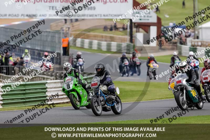 Vintage motorcycle club;eventdigitalimages;mallory park;mallory park trackday photographs;no limits trackdays;peter wileman photography;trackday digital images;trackday photos;vmcc festival 1000 bikes photographs